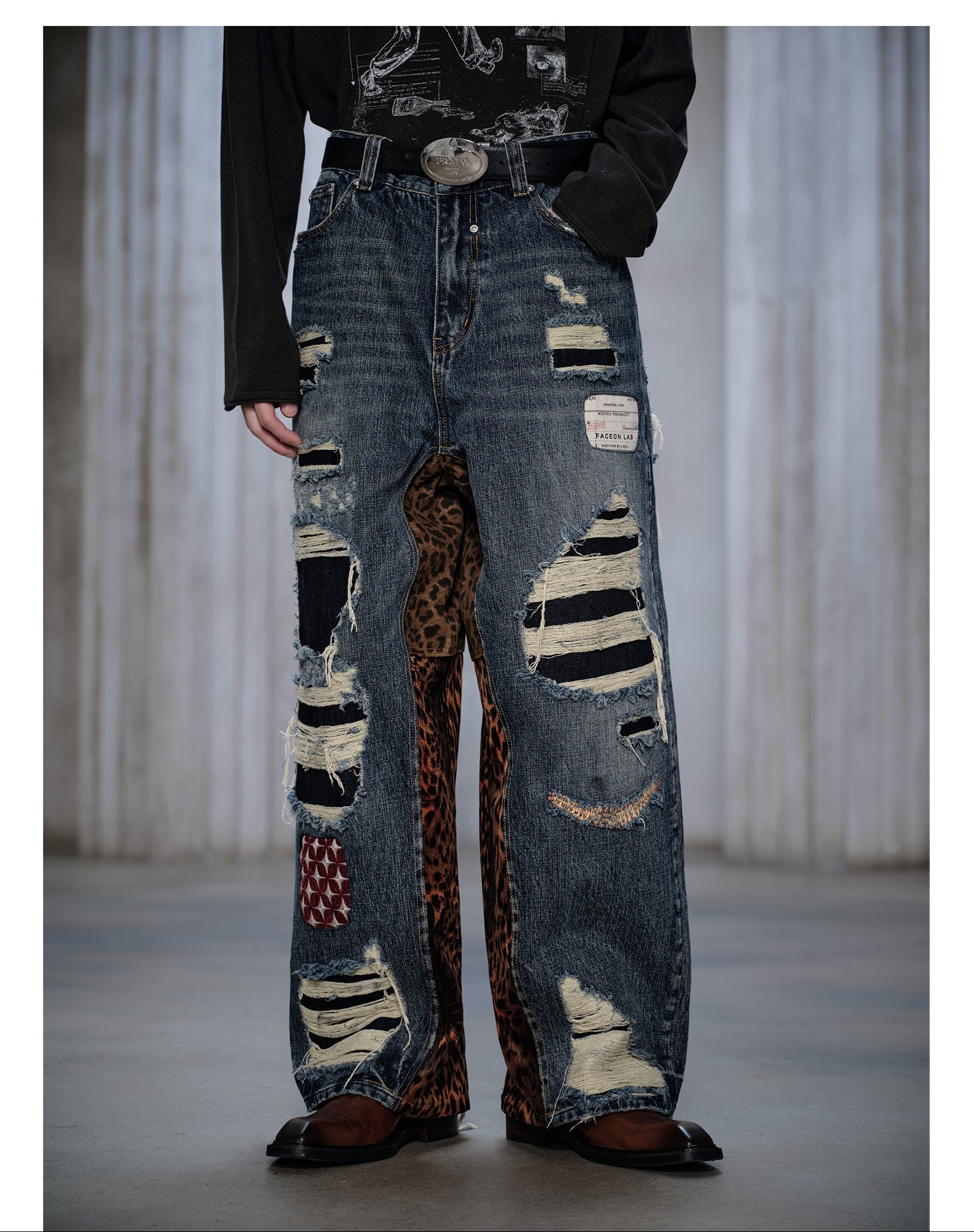 FACEONLAB Wild Cow King 2 Distressed Denim