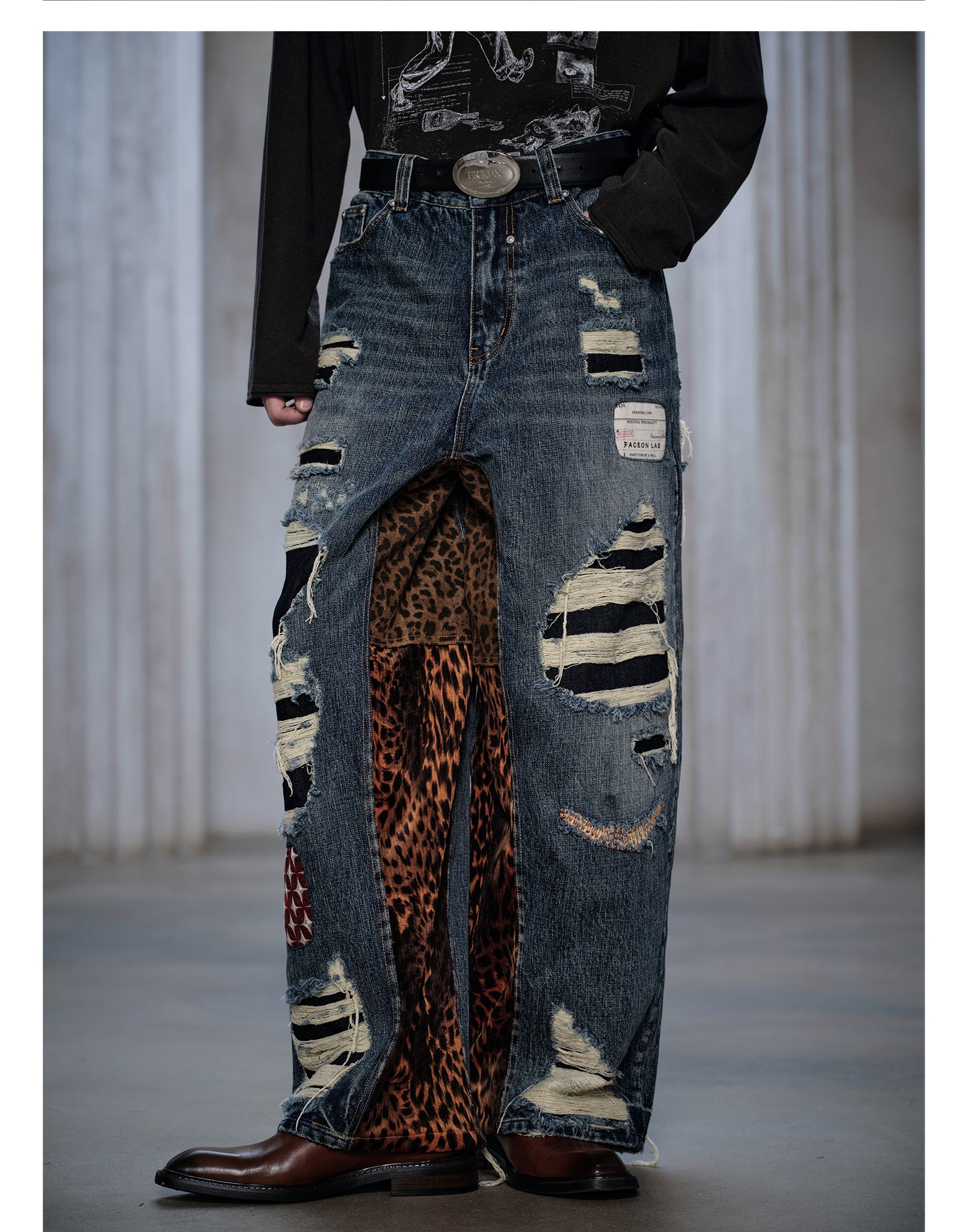 FACEONLAB Wild Cow King 2 Distressed Denim