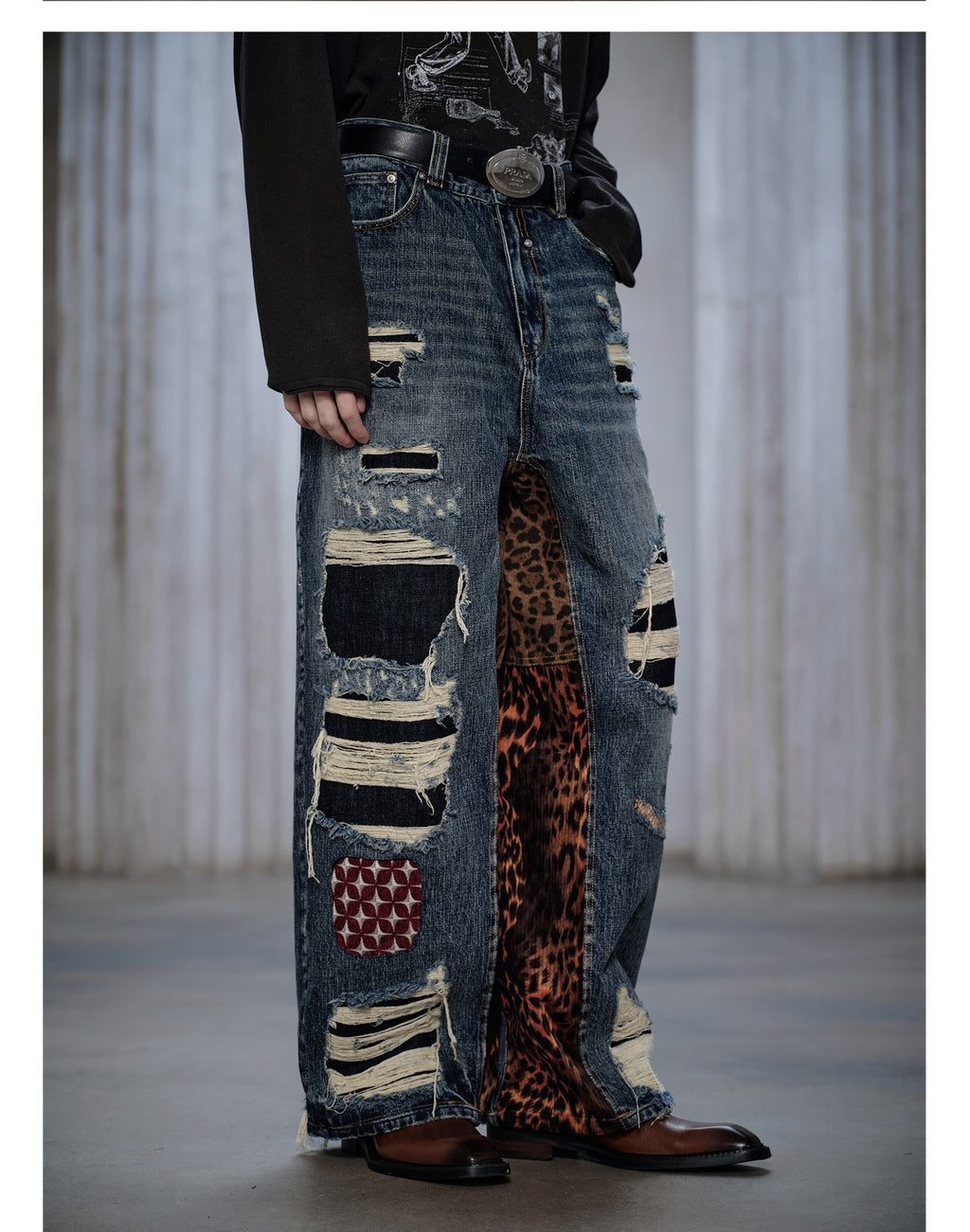 FACEONLAB Wild Cow King 2 Distressed Denim