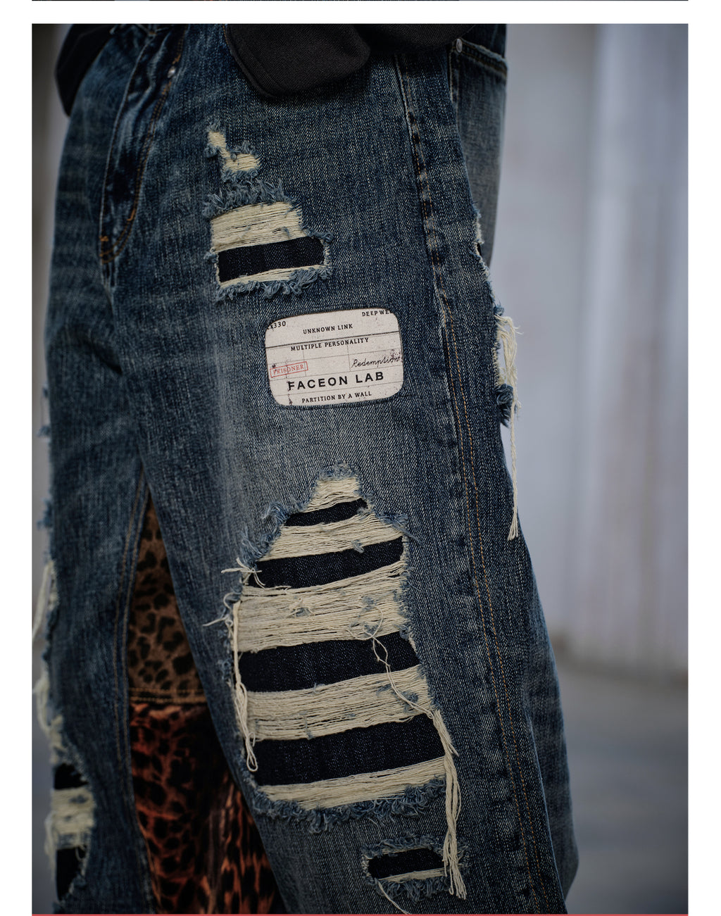 FACEONLAB Wild Cow King 2 Distressed Denim
