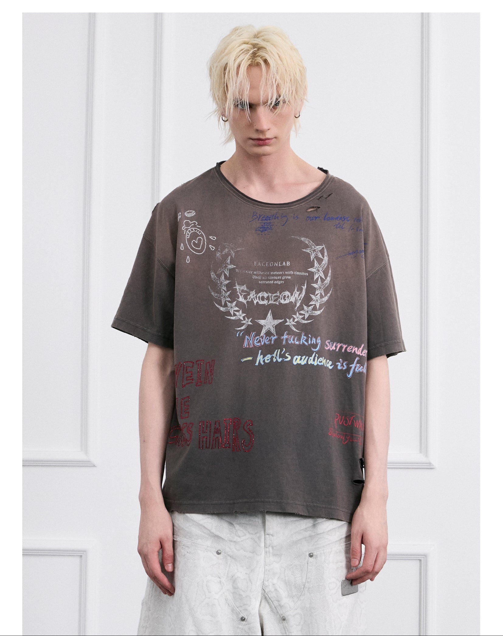 FACEONLAB Post-Punk Slogan Graphic T-shirt