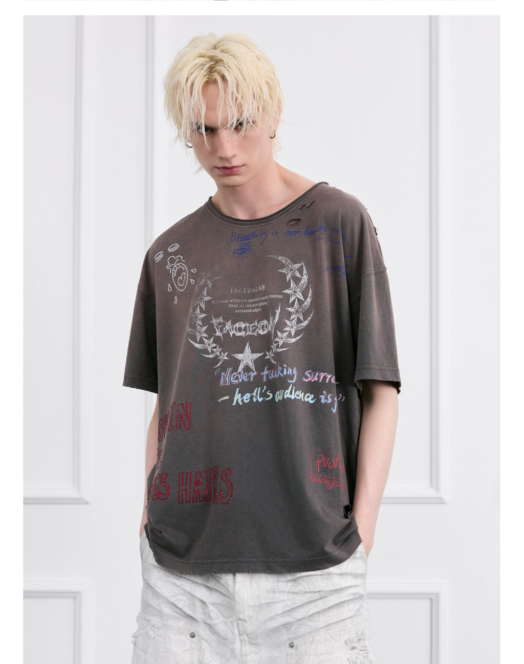 FACEONLAB Post-Punk Slogan Graphic T-shirt