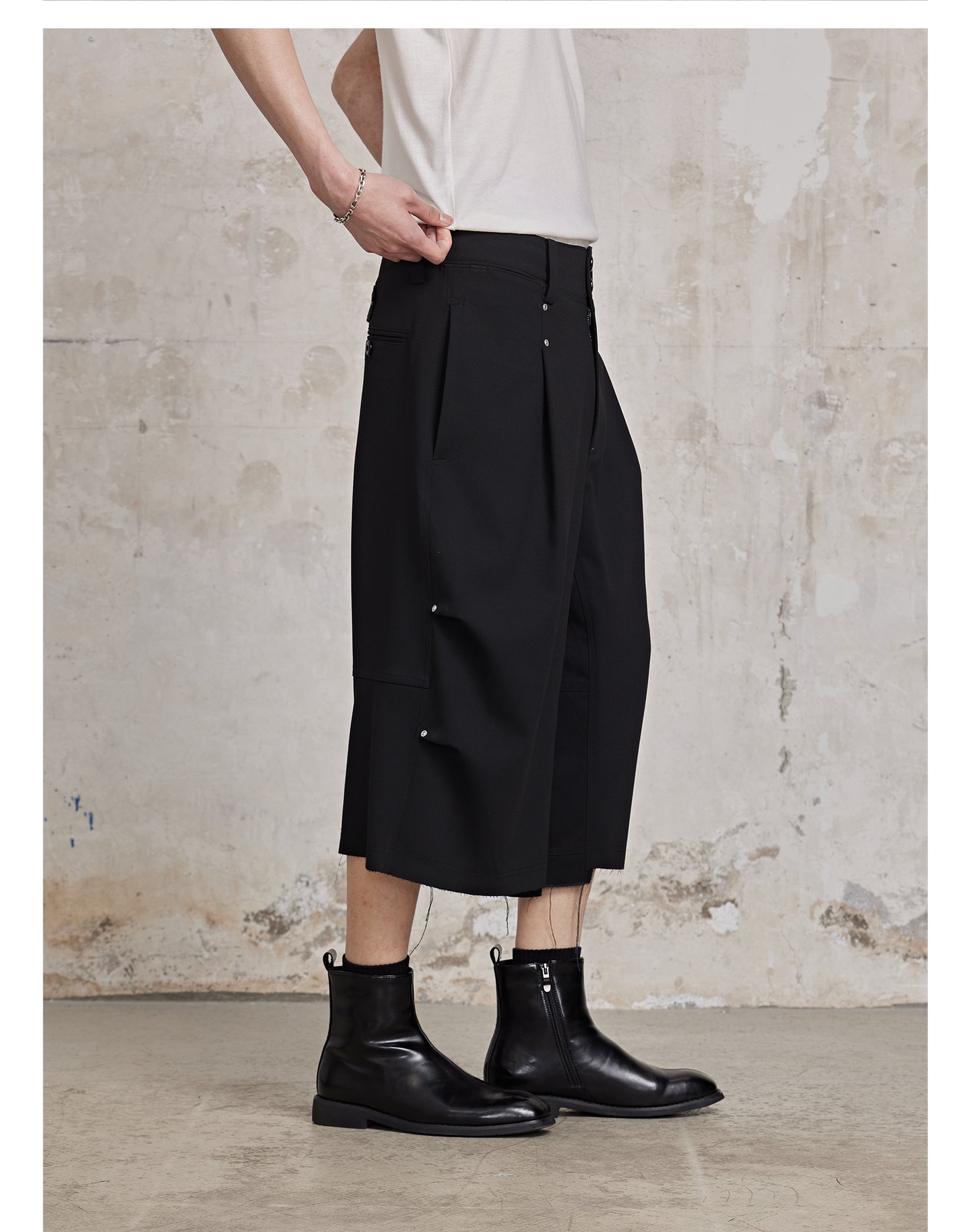 FACEONLAB Vintage Blazer & Cropped Trousers