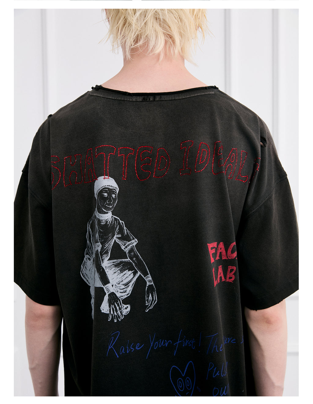 FACEONLAB Post-Punk Slogan Graphic T-shirt