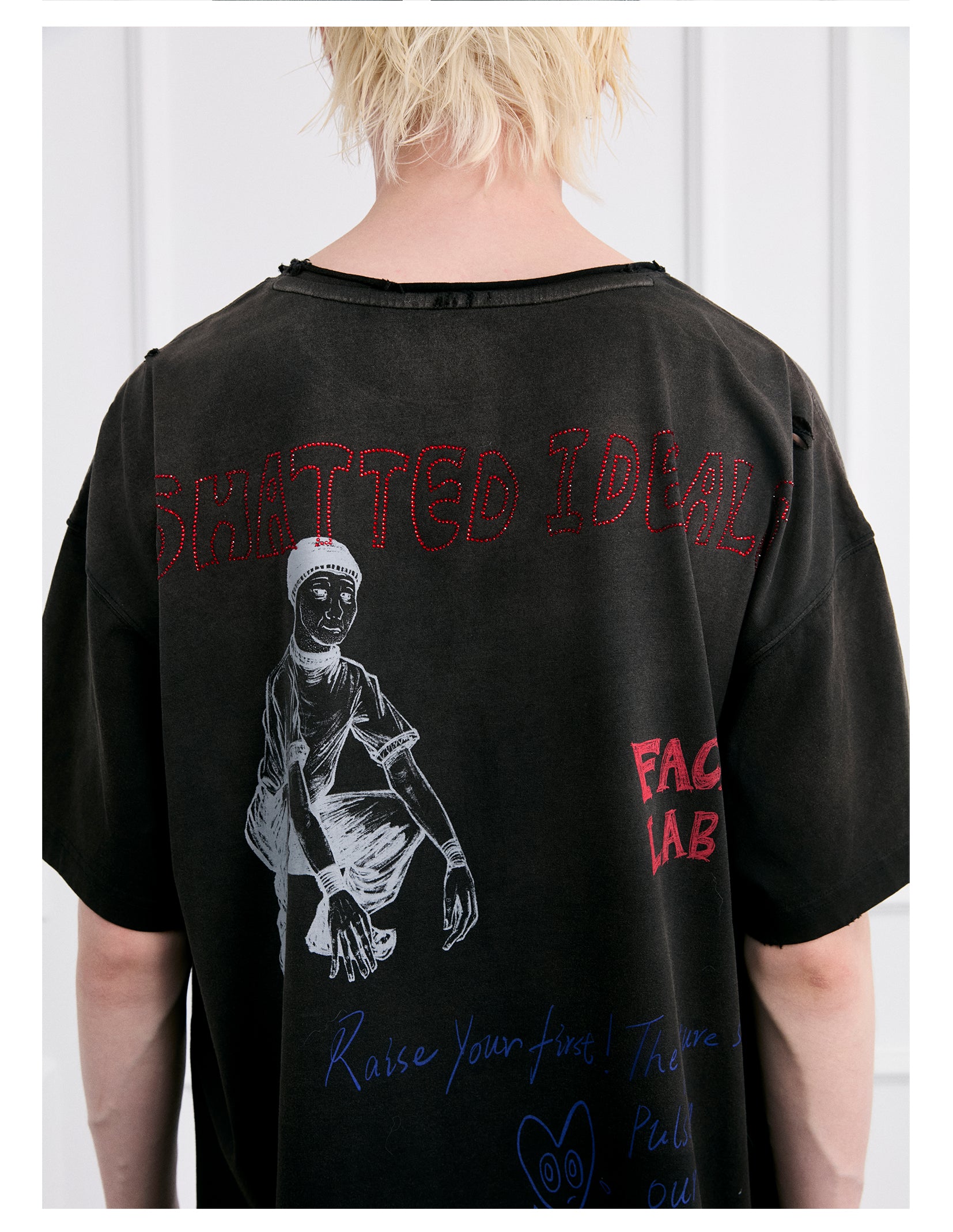 FACEONLAB Post-Punk Slogan Graphic T-shirt