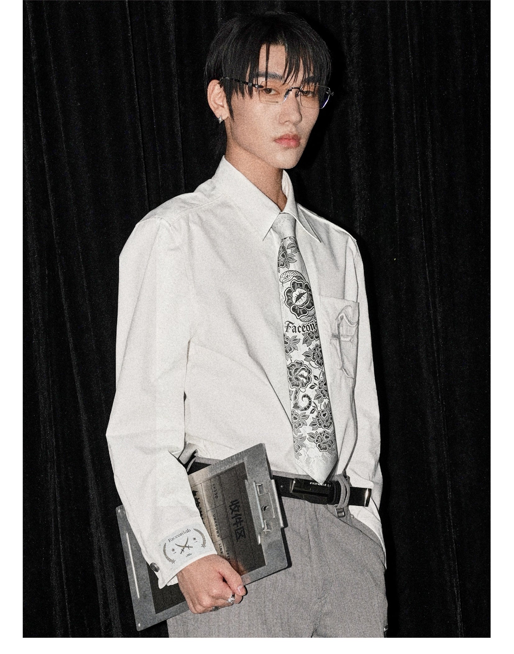 FACEONLAB Danger & Temptation Venus Flytrap Clip-On Tie