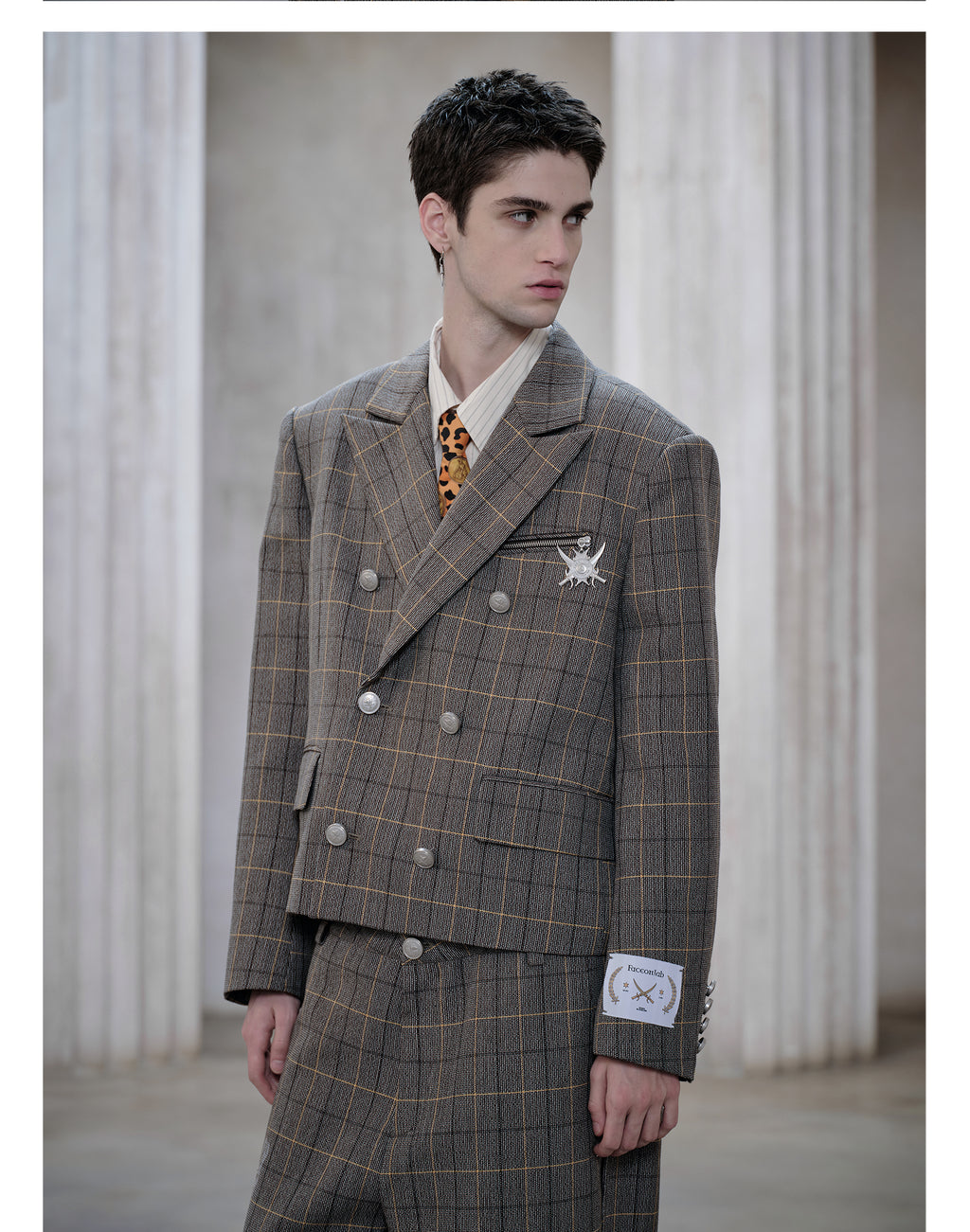 FACEONLAB King Plaid Suit