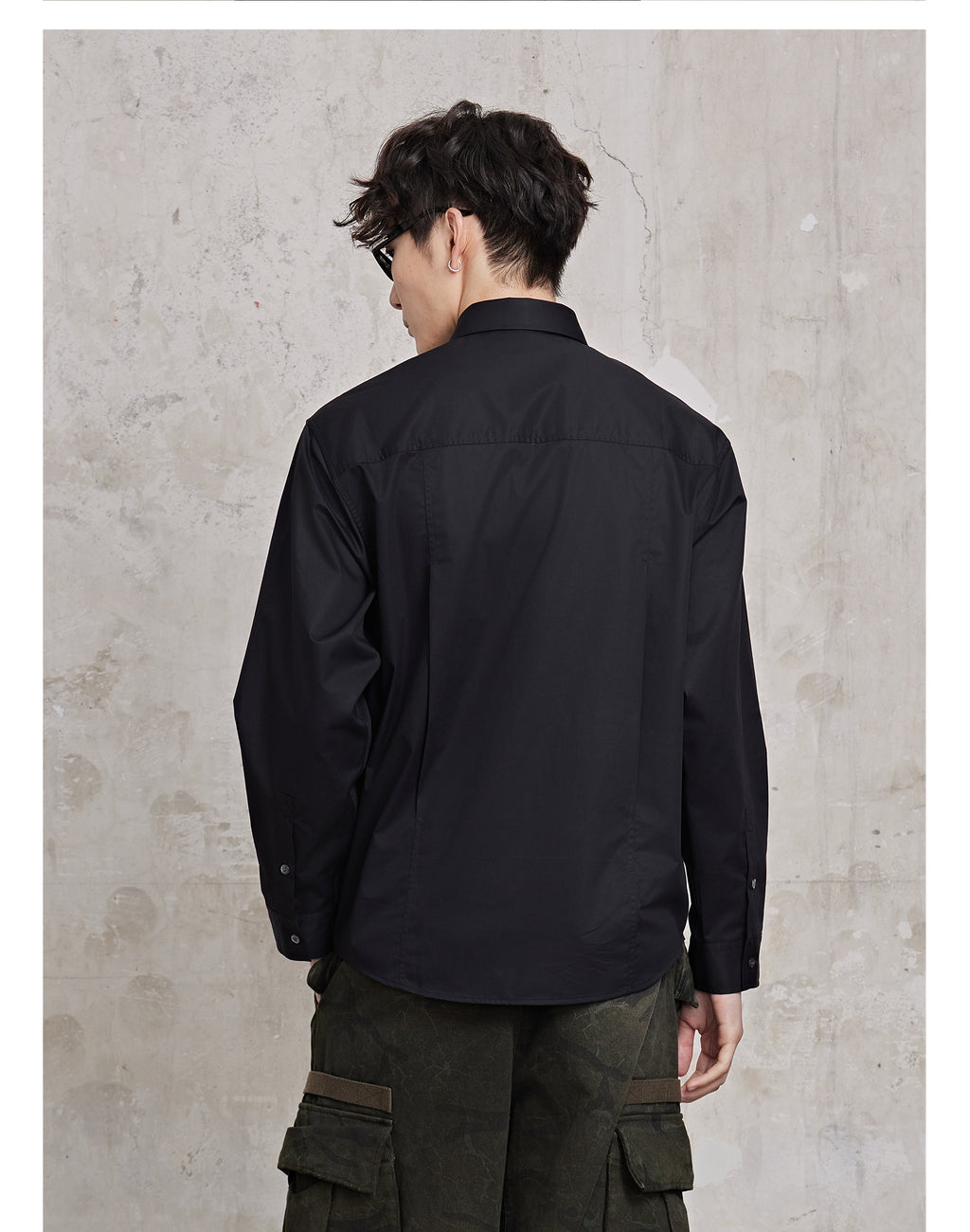 FACEONLAB Solid Color Shirt