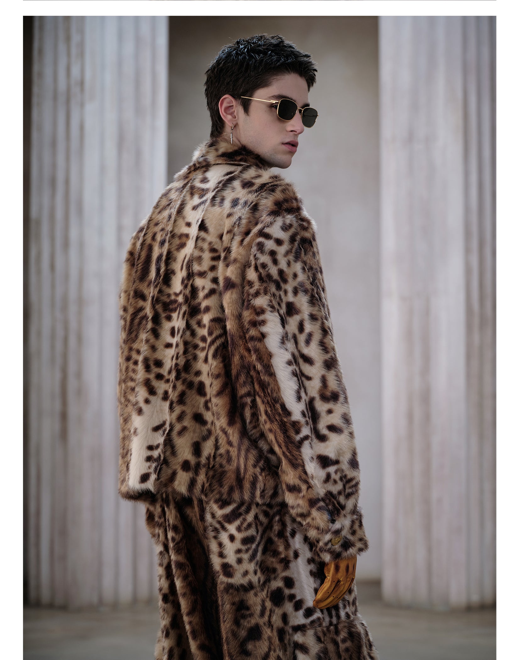 FACEONLAB Wild Oasis Leopard Coat