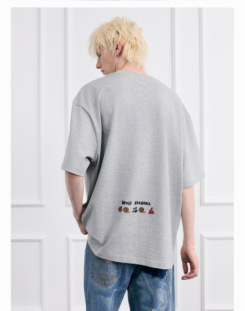 FACEONLAB Little Red Riding Hood Knight Graphic Tee