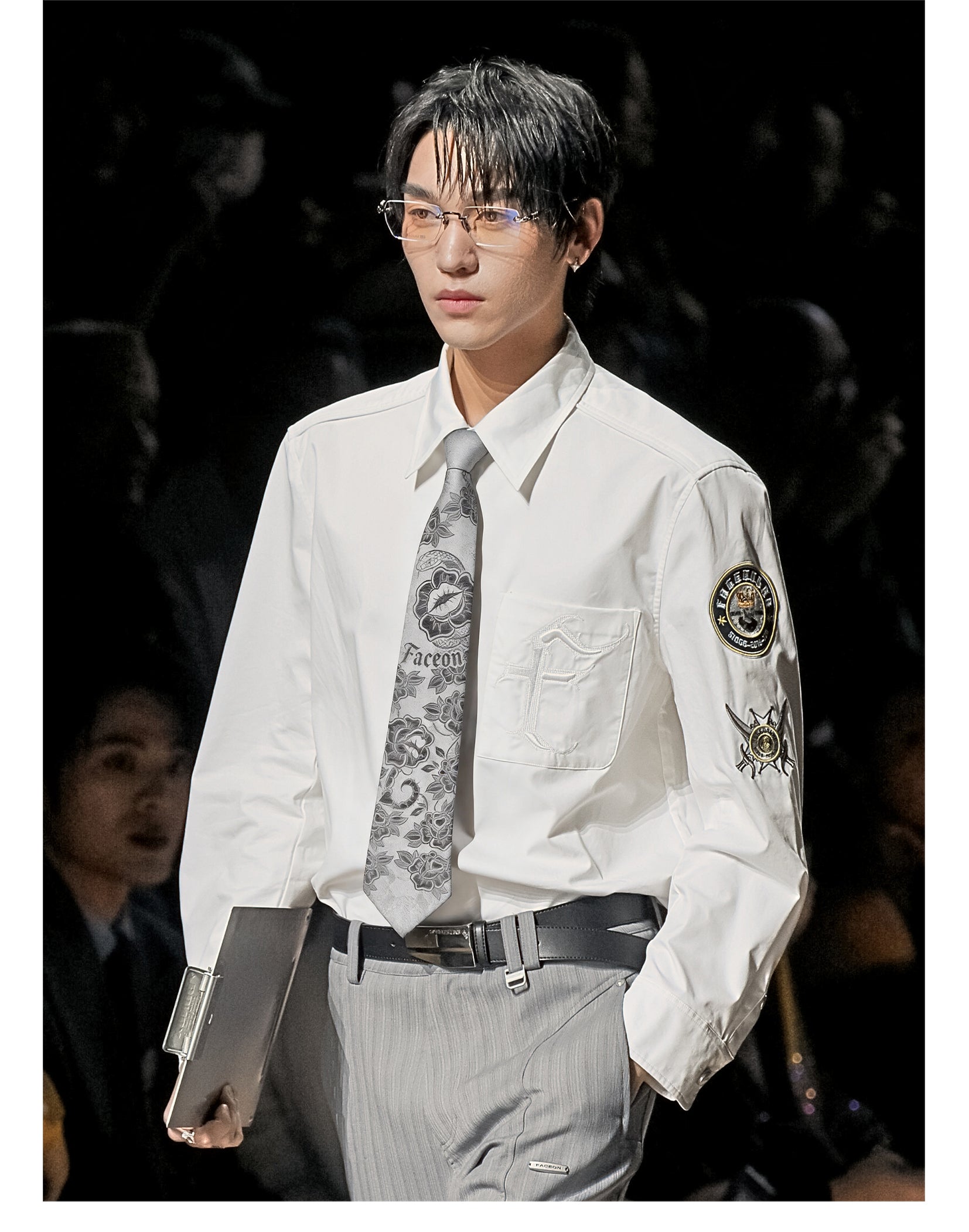 FACEONLAB Danger & Temptation Venus Flytrap Clip-On Tie