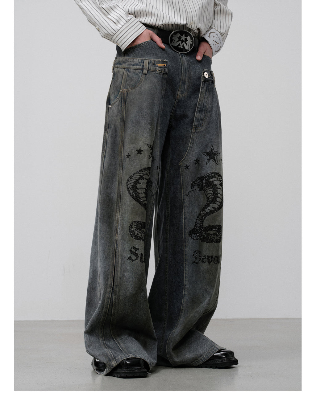 FACEONLAB Vintage Distressed Snake Print Rhinestone Double Waistband Jeans
