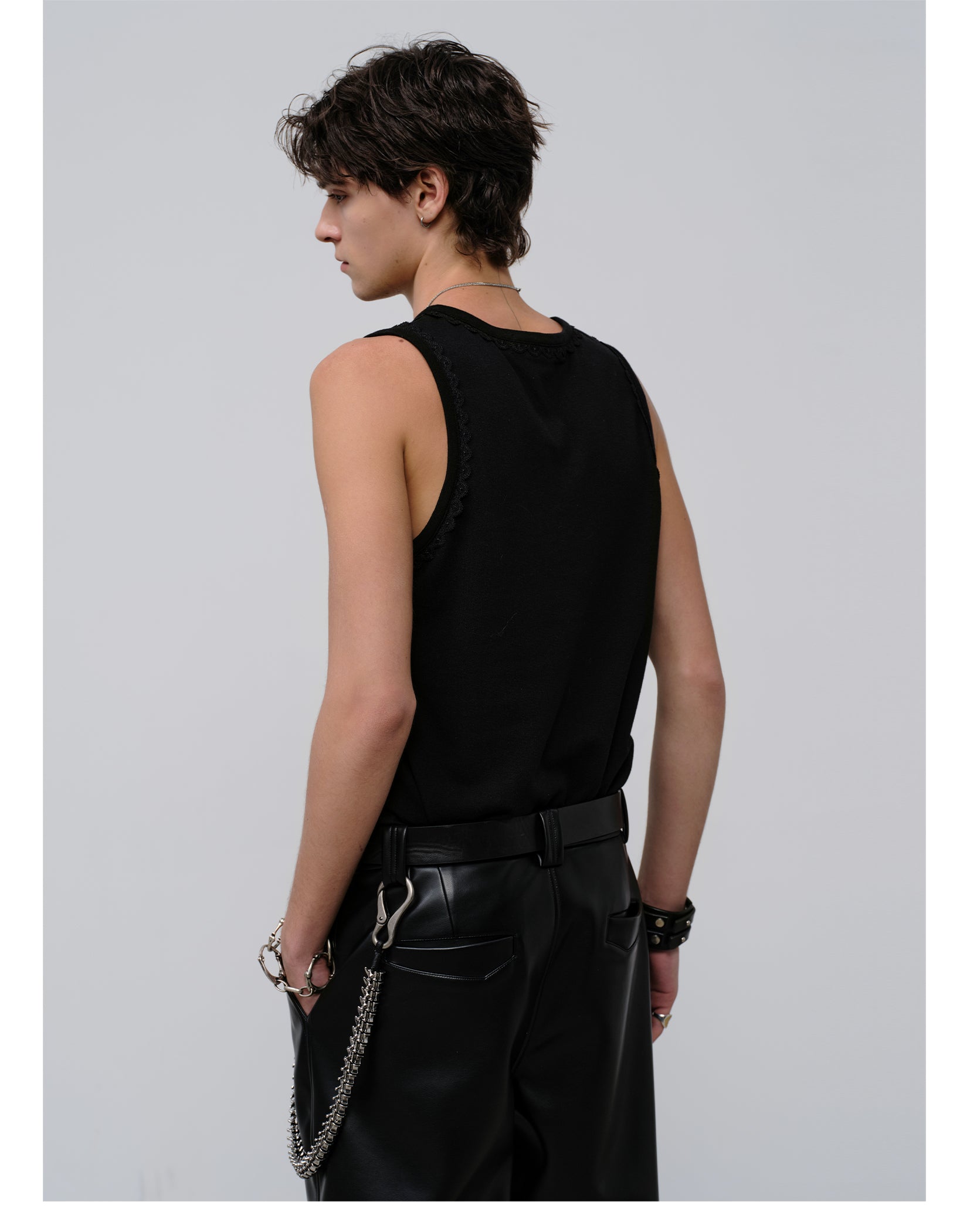 FACEONLAB Lace Trim Letter Print Cami Top
